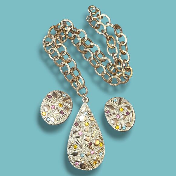 Sarah Coventry Jewelry - Vintage Sarah Coventry Sultana Rhinestone Earrings Teardrop Pendant Necklace Set
